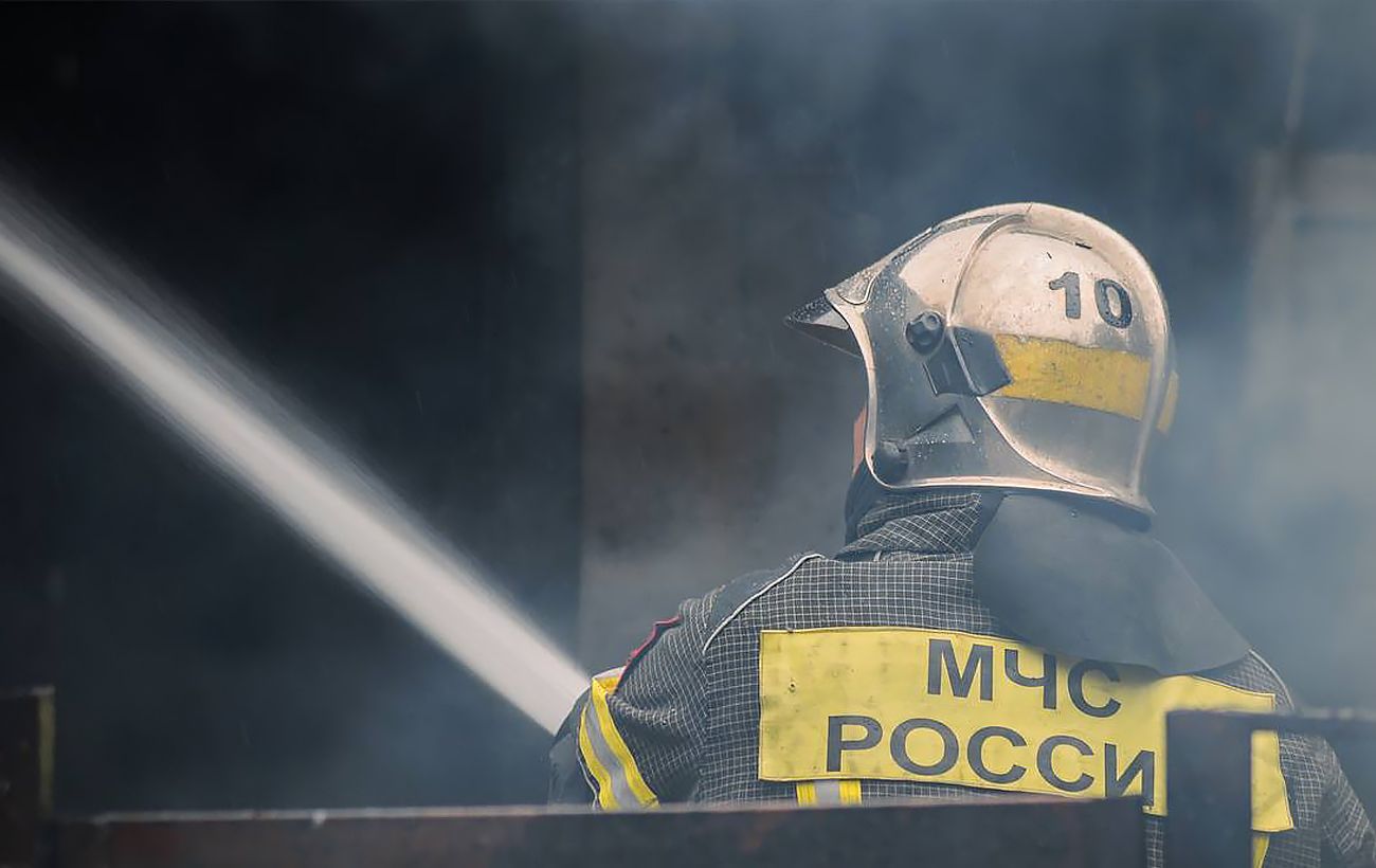 Під Петербургом горить індустріальний парк, де розташована низка підприємств